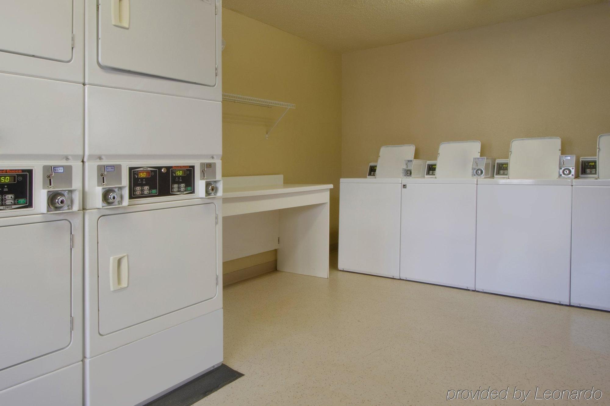 Extended Stay America Select Suites - Richmond - Innsbrook Экстерьер фото